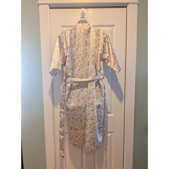 Ace International Woman's Satin Kimono Robe L to XL - Picture 4 of 6